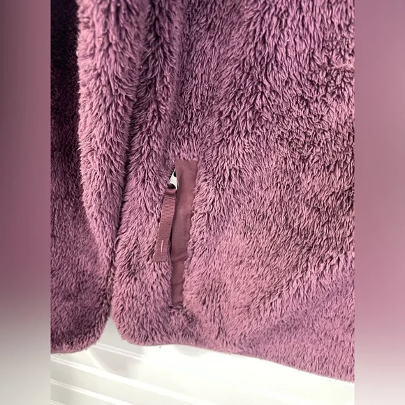 L. L. Bean Purple Fuzzy Sherpa Zipper Front Winter Jacket Size Small Women’s EUC - Picture 5 of 9